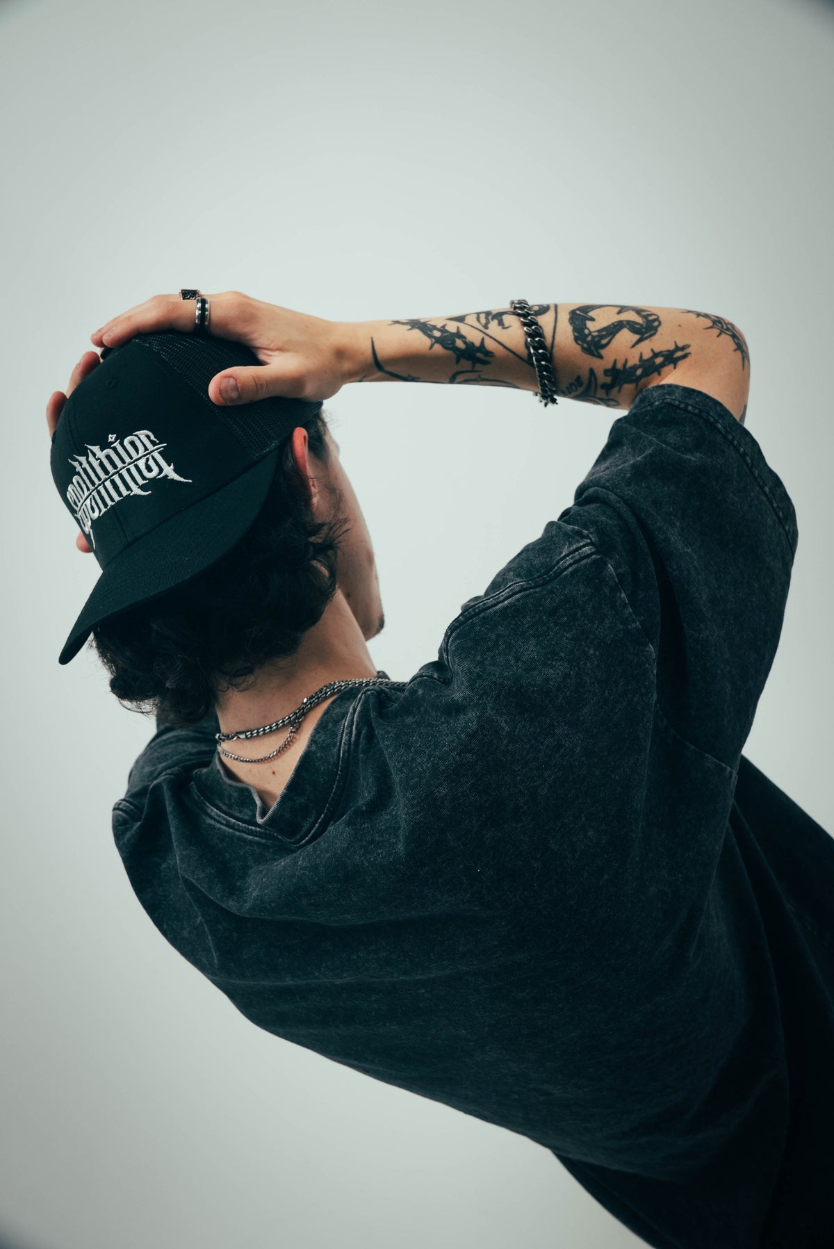 SPELLTHIEF TRUCKER HAT